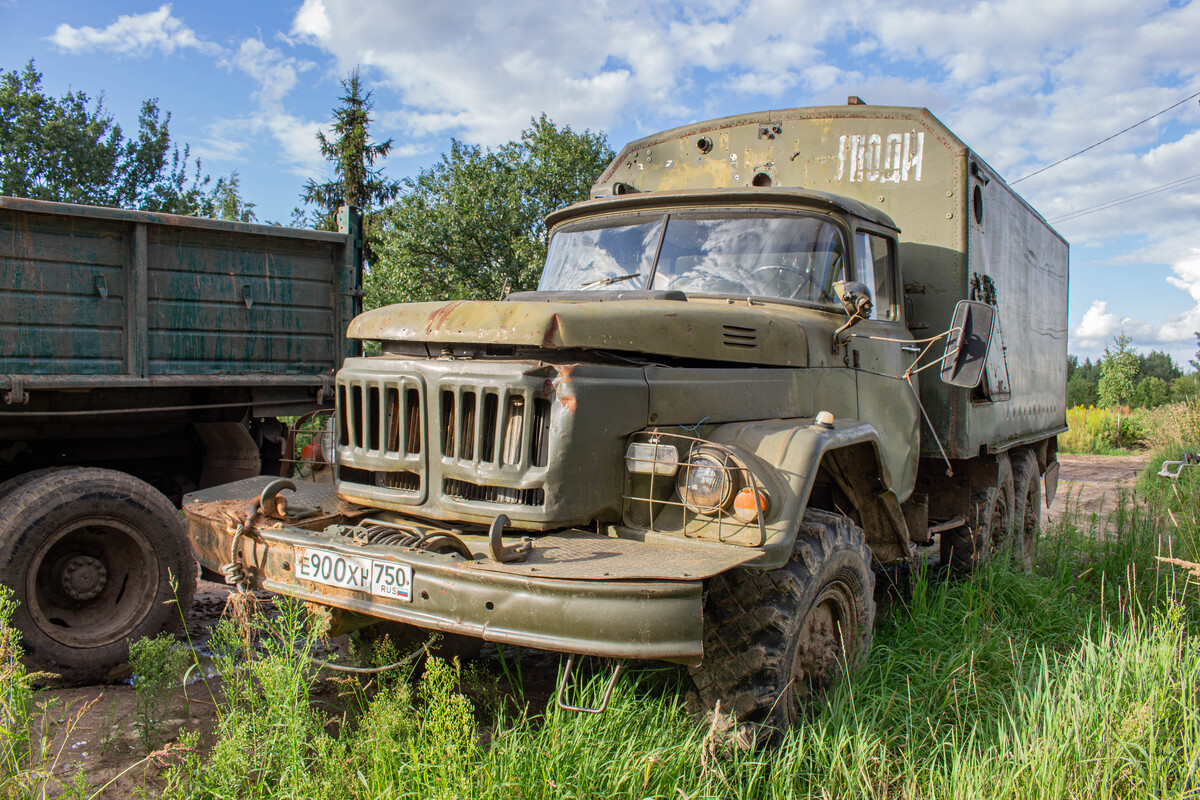Московская область, № Е 900 ХН 750 — ЗИЛ-131Н