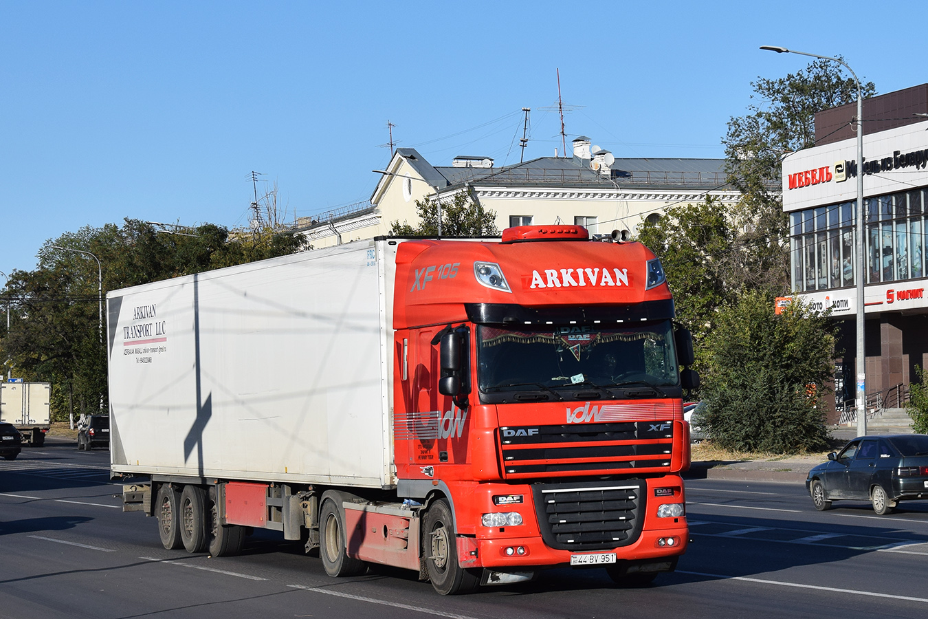 Азербайджан, № 44-BV-951 — DAF XF105 FT
