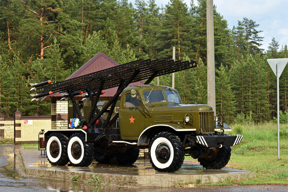 Кировская область, № (43) Б/Н 0081 — ЗИЛ-157 (общая модель); Техника на постаментах, памятники (Кировская область); Транспортные средства без номеров (Кировская область)