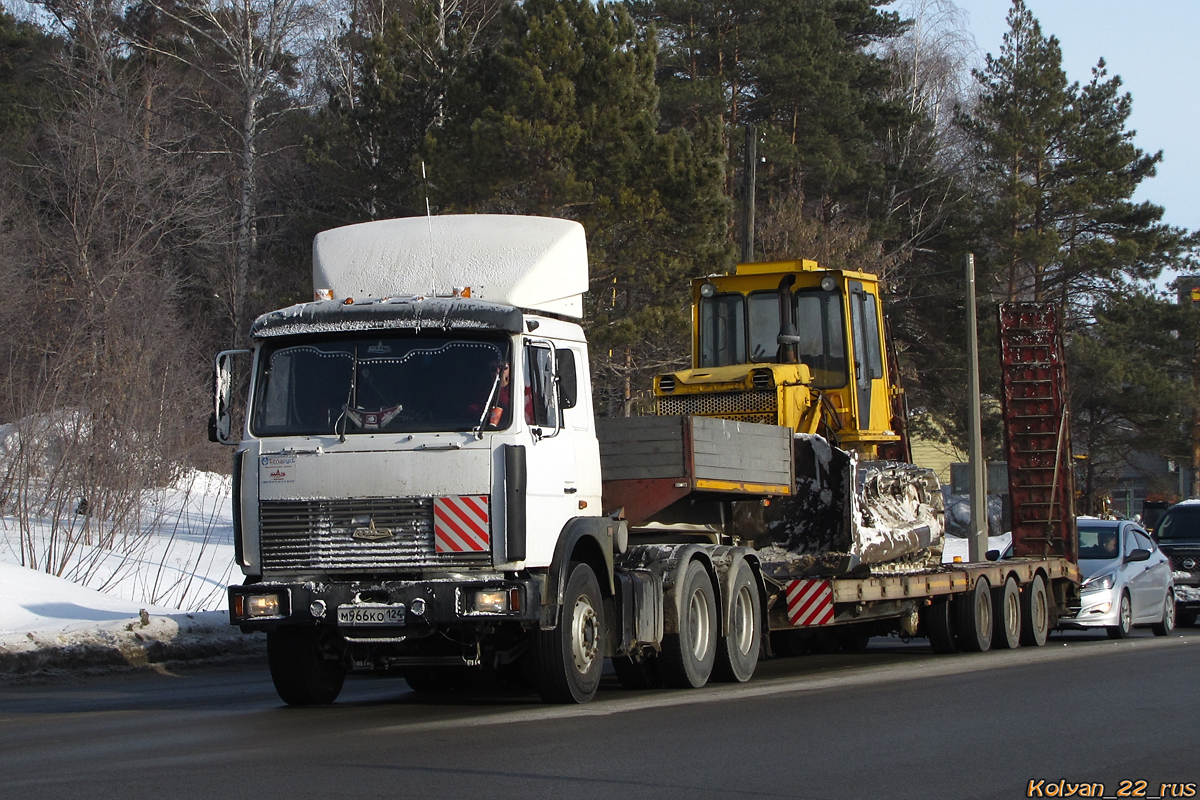 Алтайский край, № М 966 КО 124 — МАЗ-6422A8