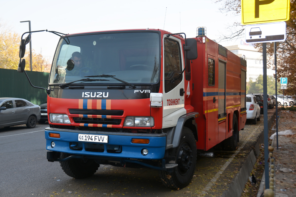 Узбекистан, № 01 194 FVV — Isuzu Forward FVR