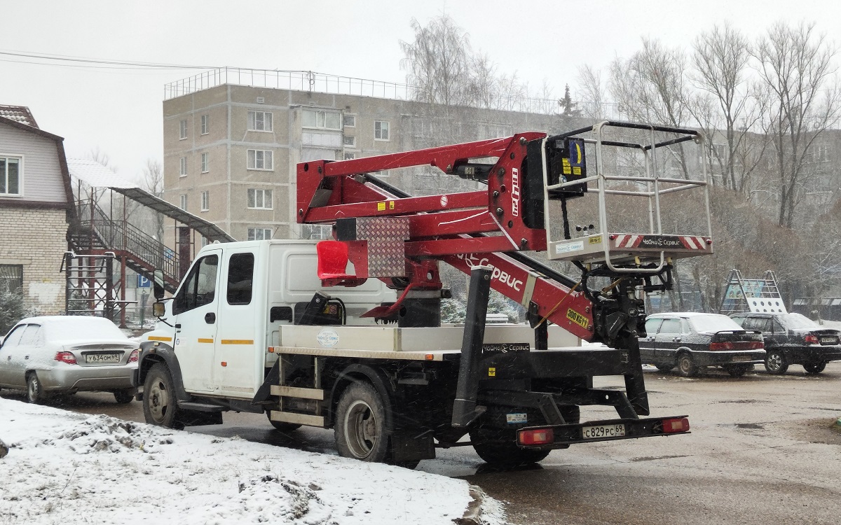 Тверская область, № С 829 РС 69 — ГАЗ-C42R33