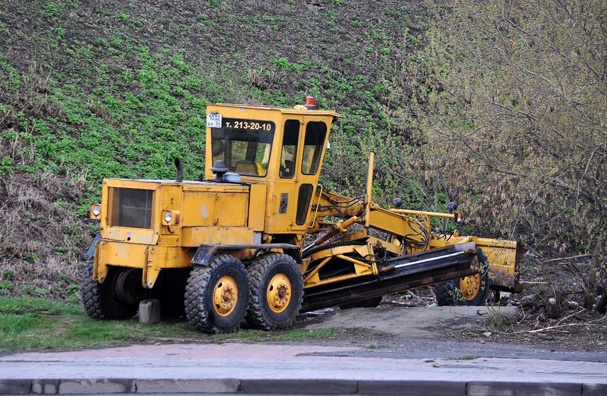 Новосибирская область, № 1032 НУ 54 — ДЗ-143 / ДЗ-180