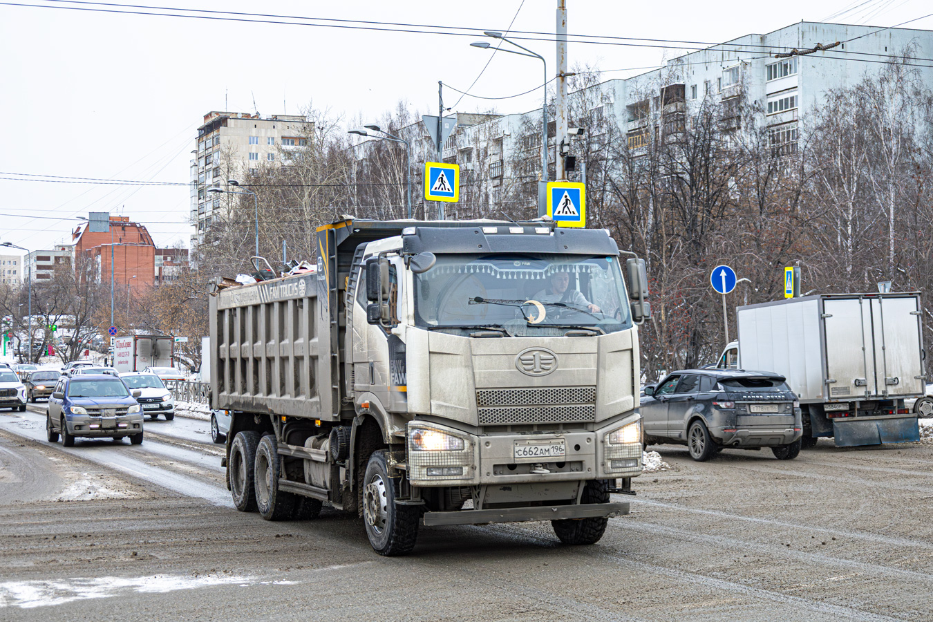 Свердловская область, № С 662 АМ 196 — FAW J6 CA3250