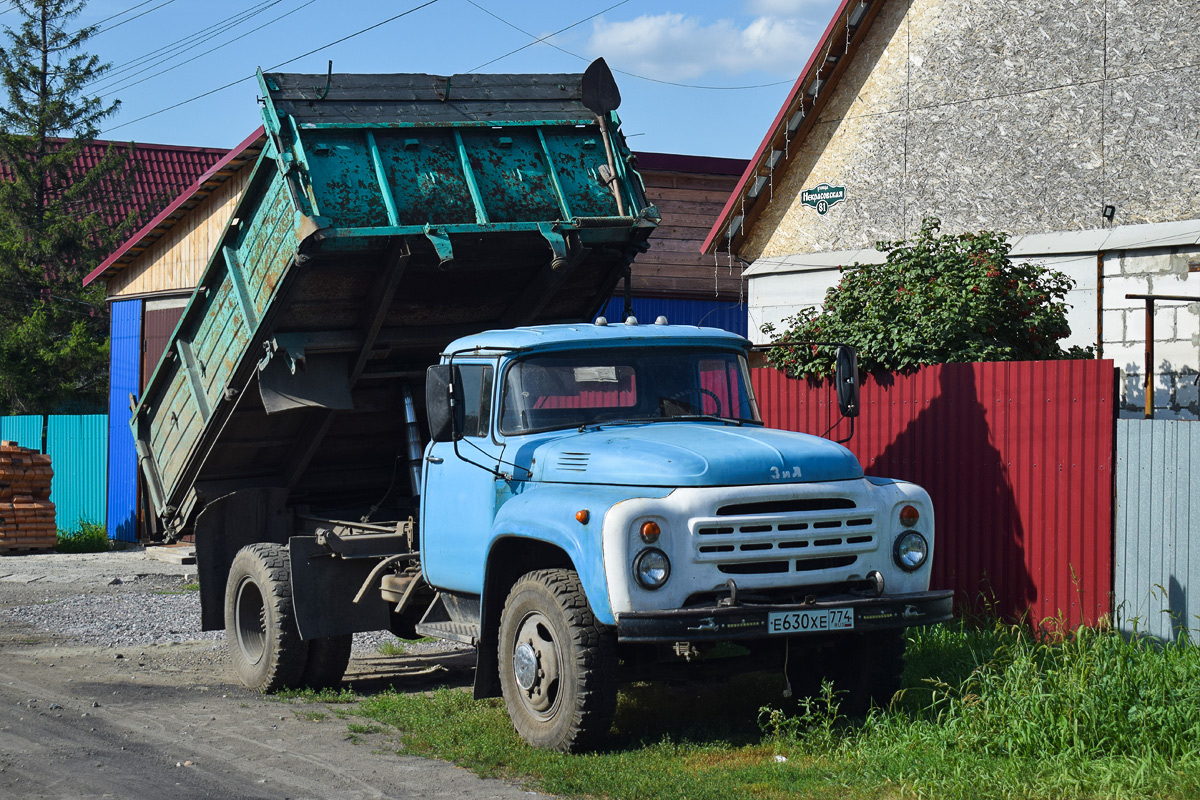 Алтайский край, № Е 630 ХЕ 774 — ЗИЛ-495710