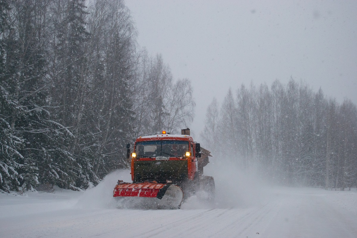 Удмуртия, № У 980 НА 18 — КамАЗ-53215-15 [53215R]