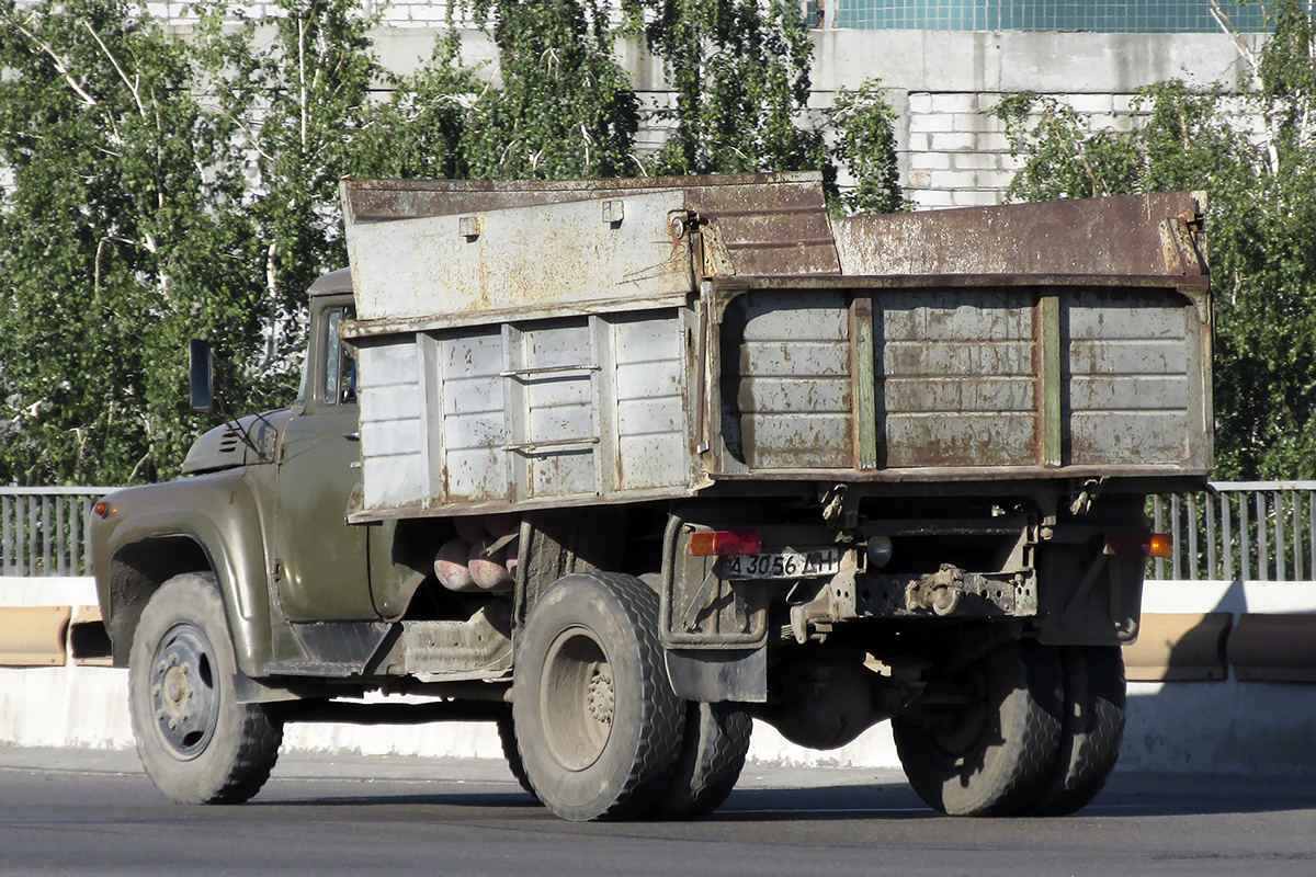 Днепропетровская область, № Д 3056 ДН — ЗИЛ-130Д1