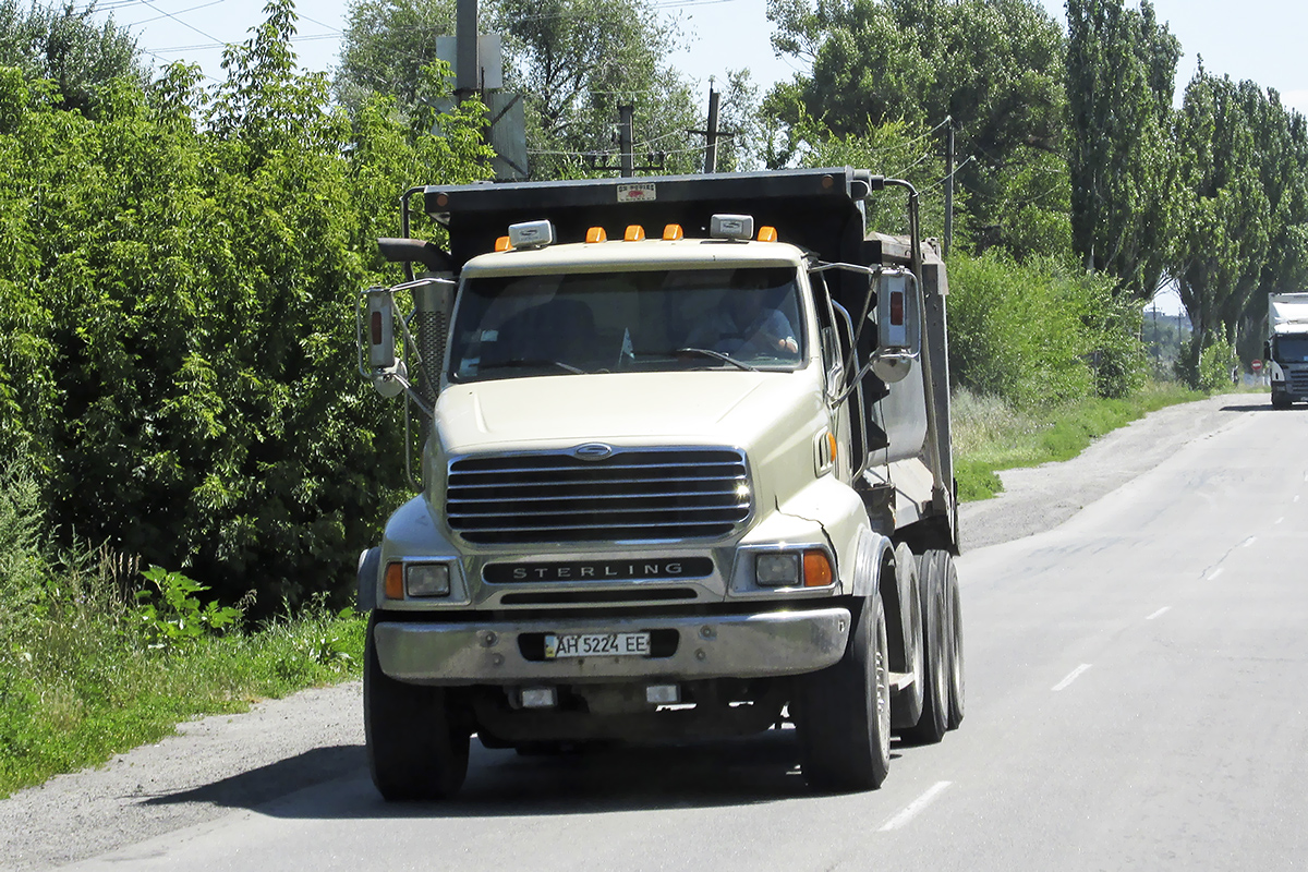 Донецкая область, № АН 5224 ЕЕ — Sterling LT9500