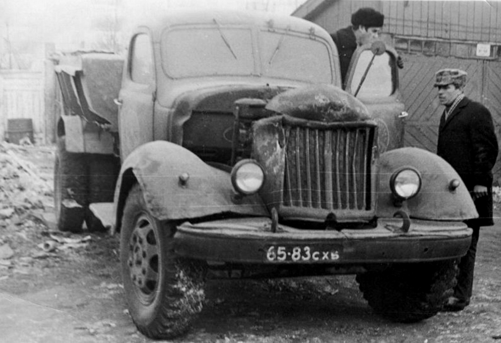 Сахалинская область, № 65-83 СХБ — ЗИЛ (общая модель); Исторические фотографии (до 2000 года) (Сахалинская область)