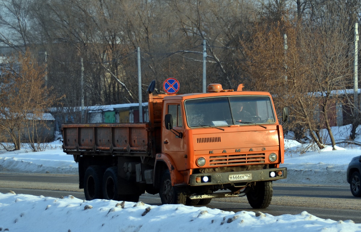 Кемеровская область, № К 666 ЕК 142 — КамАЗ-5320