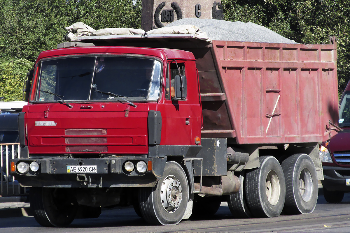 Днепропетровская область, № АЕ 6920 СМ — Tatra 815 S1 A
