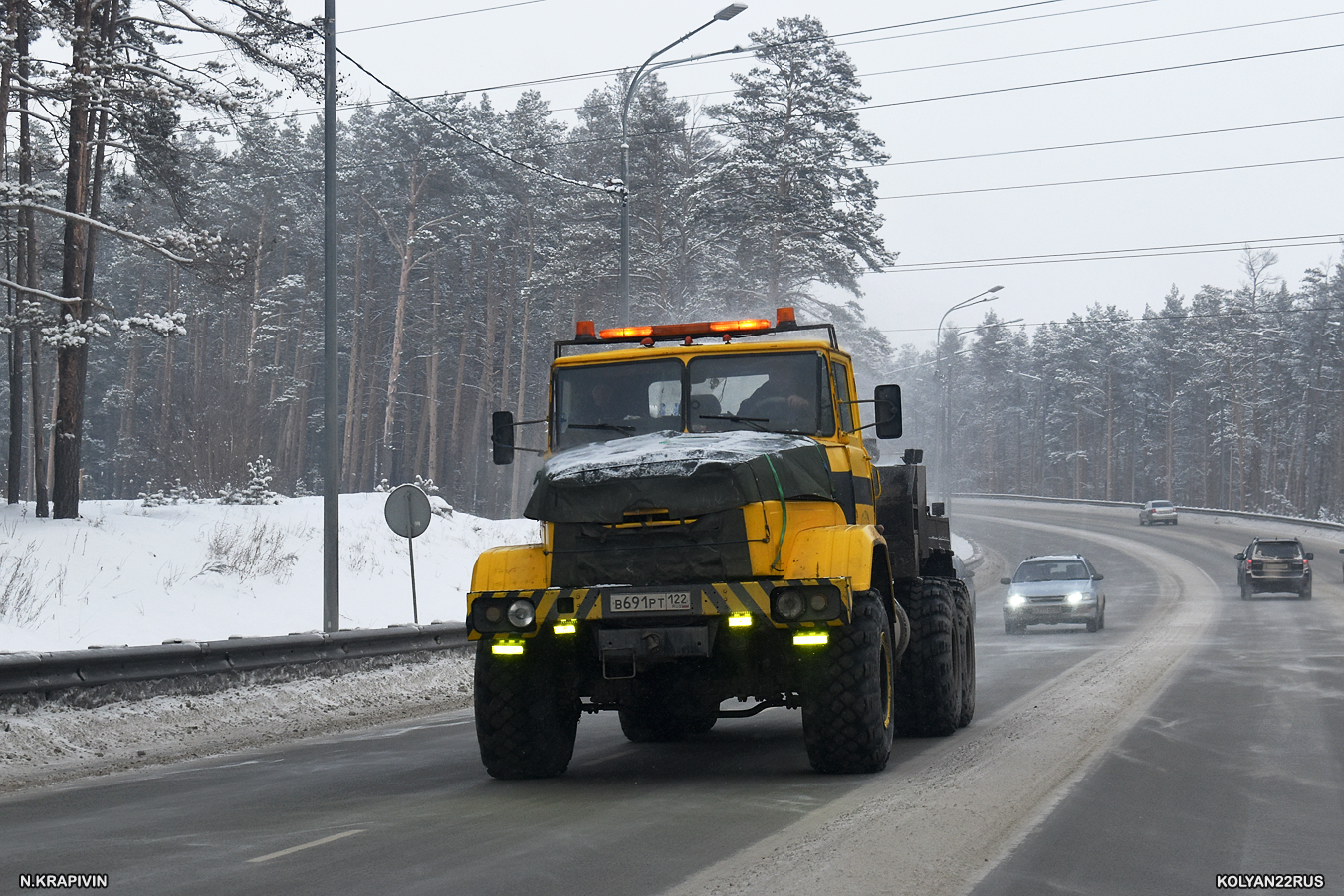 Алтайский край, № В 691 РТ 122 — КрАЗ-260