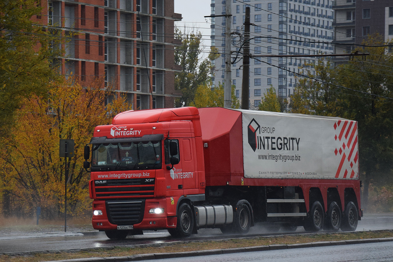 Санкт-Петербург, № А 123 ОС 198 — DAF XF105 FT