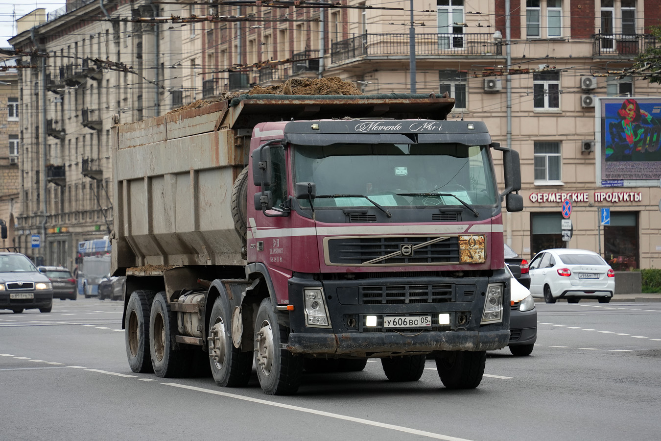 Санкт-Петербург, № У 606 ВО 05 — Volvo ('2002) FM-Series