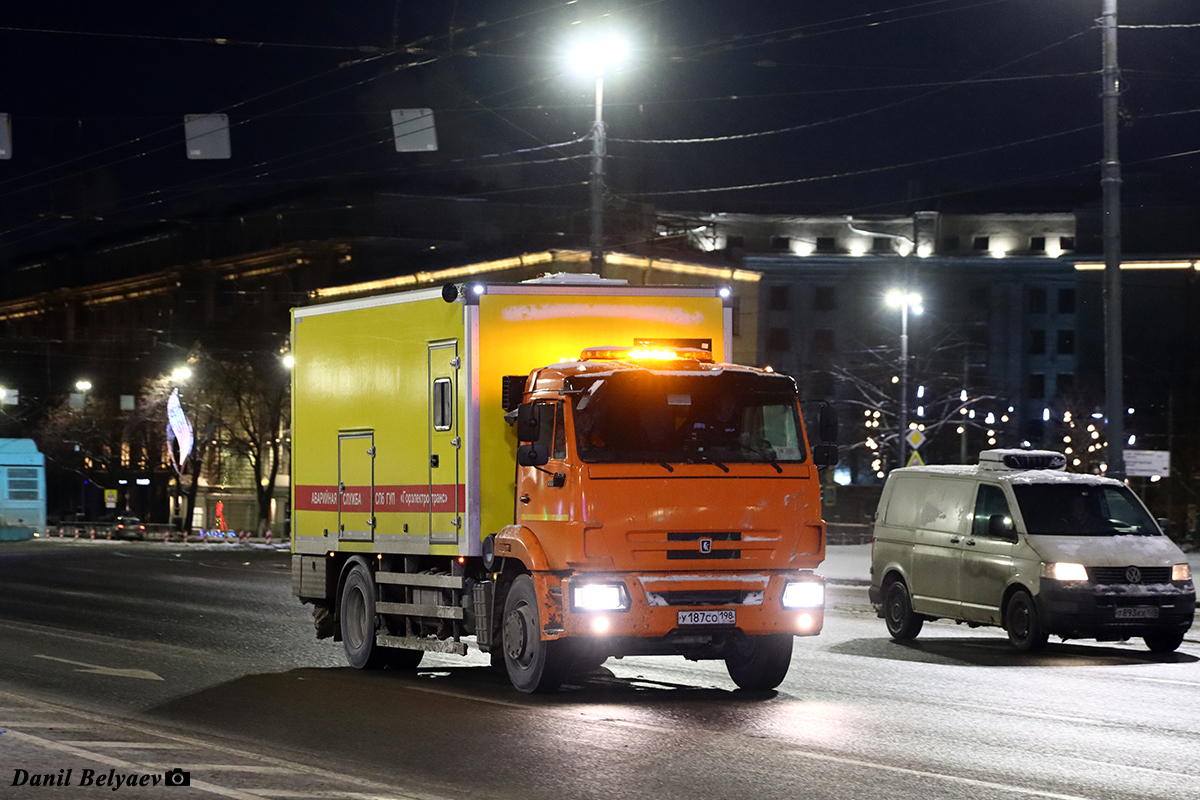 Санкт-Петербург, № У 187 СО 198 — КамАЗ-43253 (общая модель)