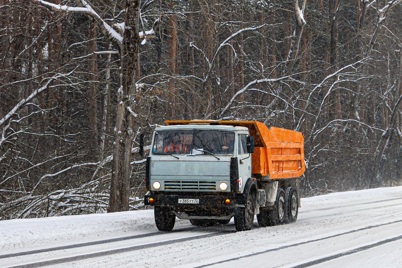Тюменская область, № У 385 ТТ 72 — КамАЗ-55111-01 [55111A]