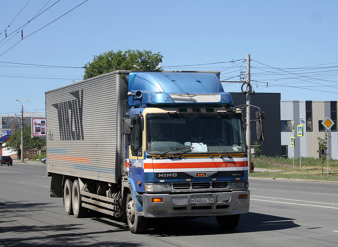 Башкортостан, № М 140 ОХ 102 — Hino Profia