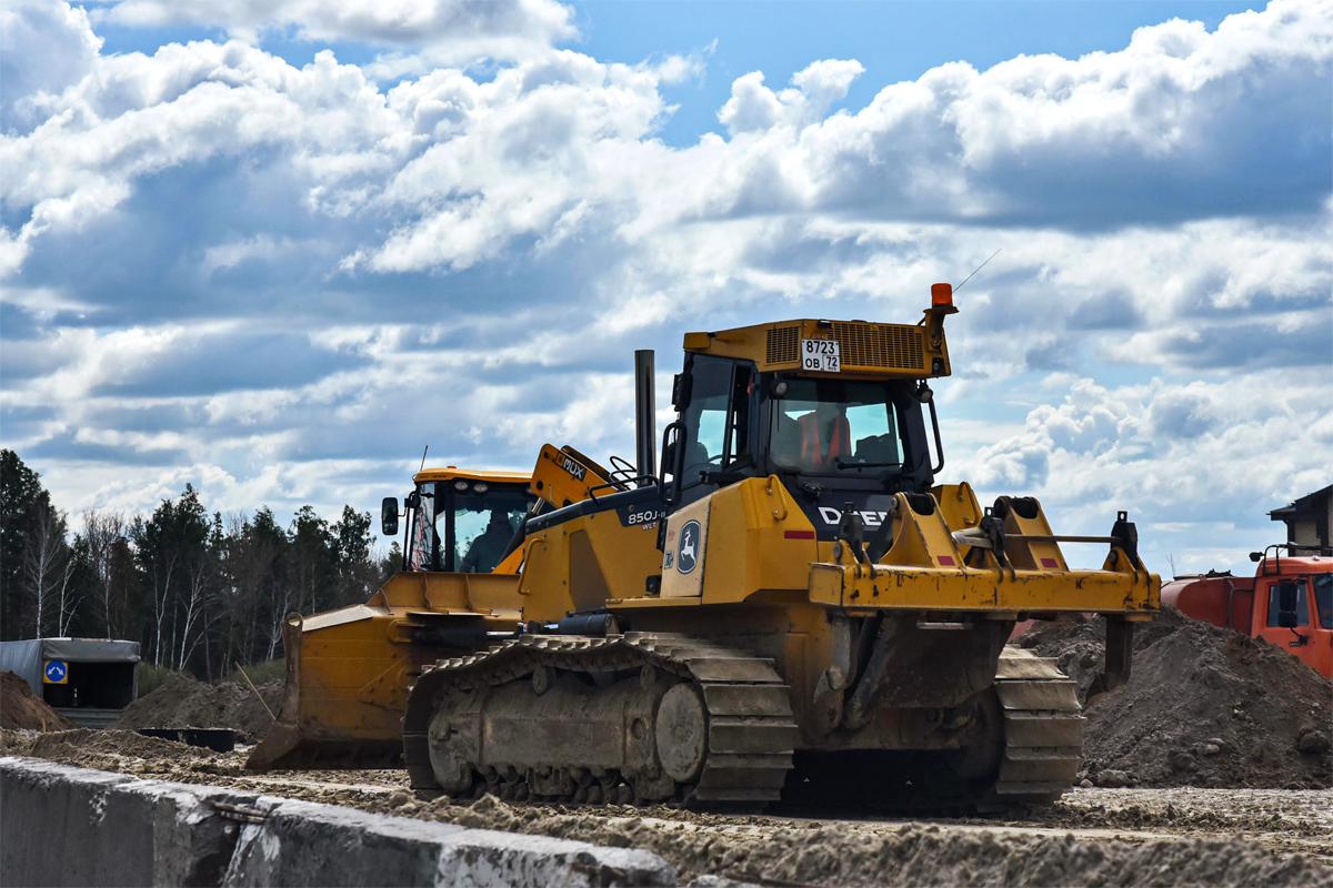 Тюменская область, № 8723 ОВ 72 — John Deere 850J