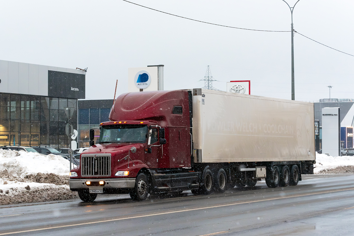 Псковская область, № С 940 ХК 60 — International 9400