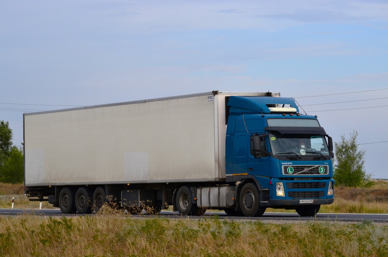Волгоградская область, № К 941 СМ 134 — Volvo ('2002) FM-Series