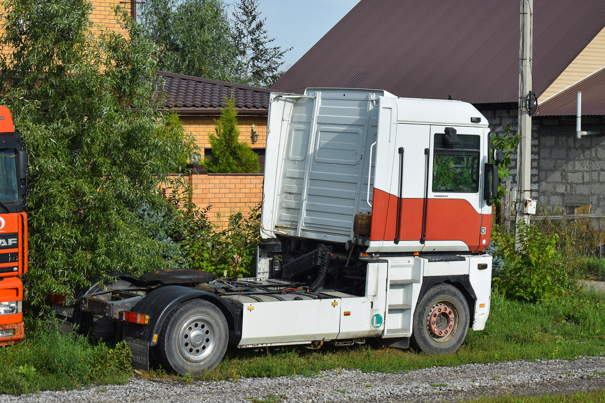 Алтайский край, № Х 414 УУ 22 — Renault Magnum E-Tech ('2001)