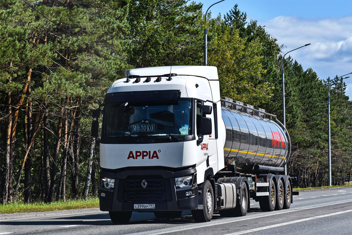 Москва, № С 399 ВР 797 — Renault T-Series ('2013)