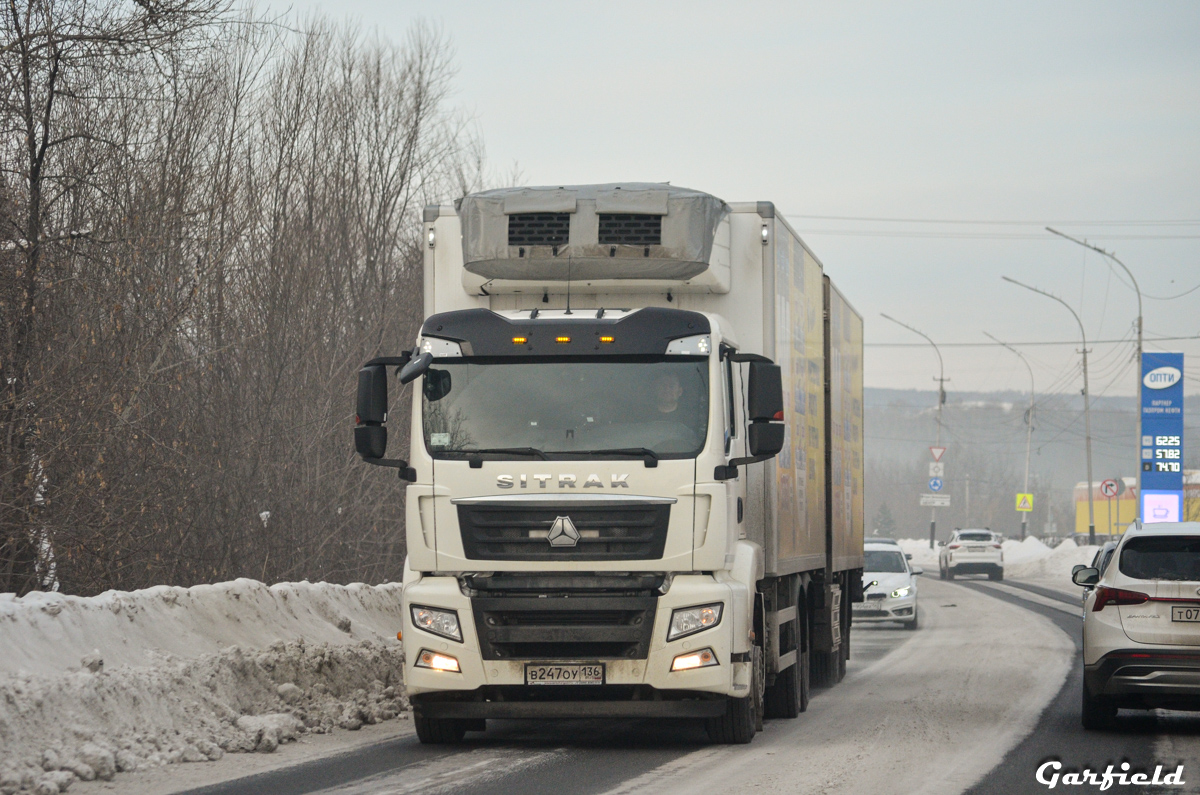 Новосибирская область, № В 247 ОУ 136 — Sitrak C7H ZZ1316