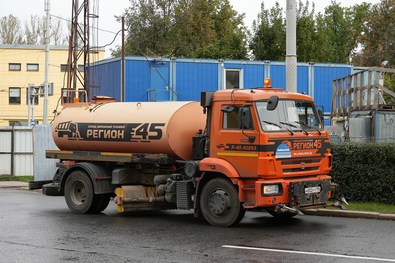 Санкт-Петербург, № Н 002 УТ 198 — КамАЗ-43253-G5(69)