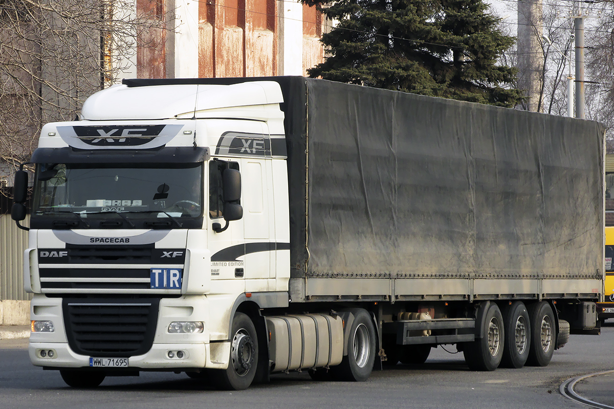 Польша, № WWL 71695 — DAF XF105 FT