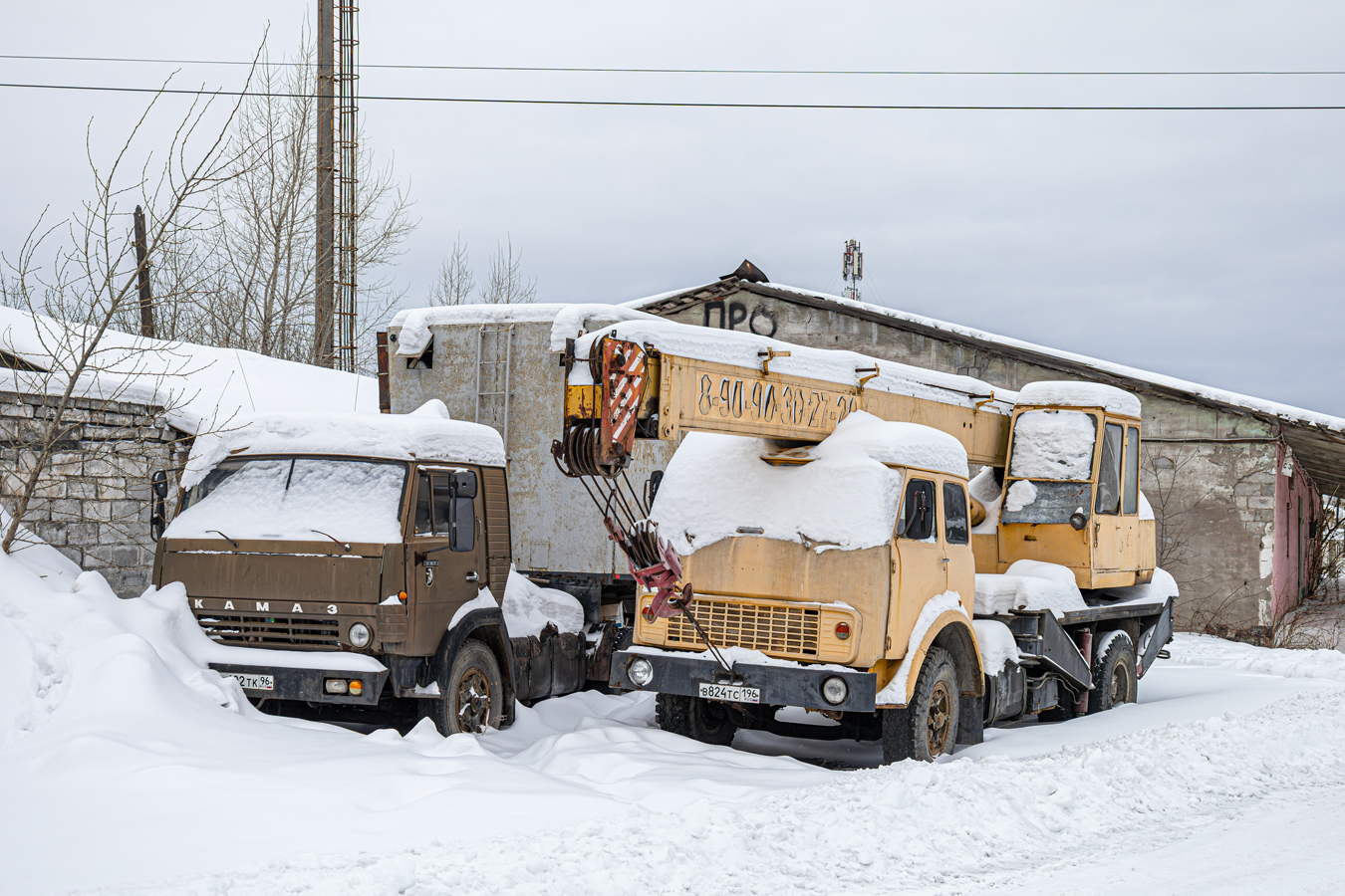 Свердловская область, № В 824 ТС 196 — МАЗ-5334