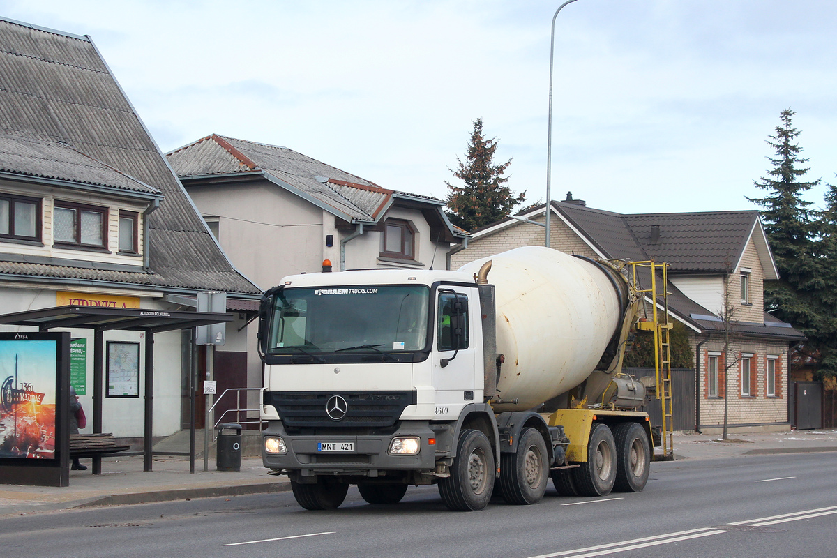 Литва, № MNT 421 — Mercedes-Benz Actros ('2003)