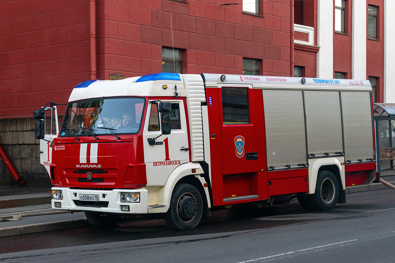 Карелия, № О 058 КО 10 — КамАЗ-4308-H3(99)