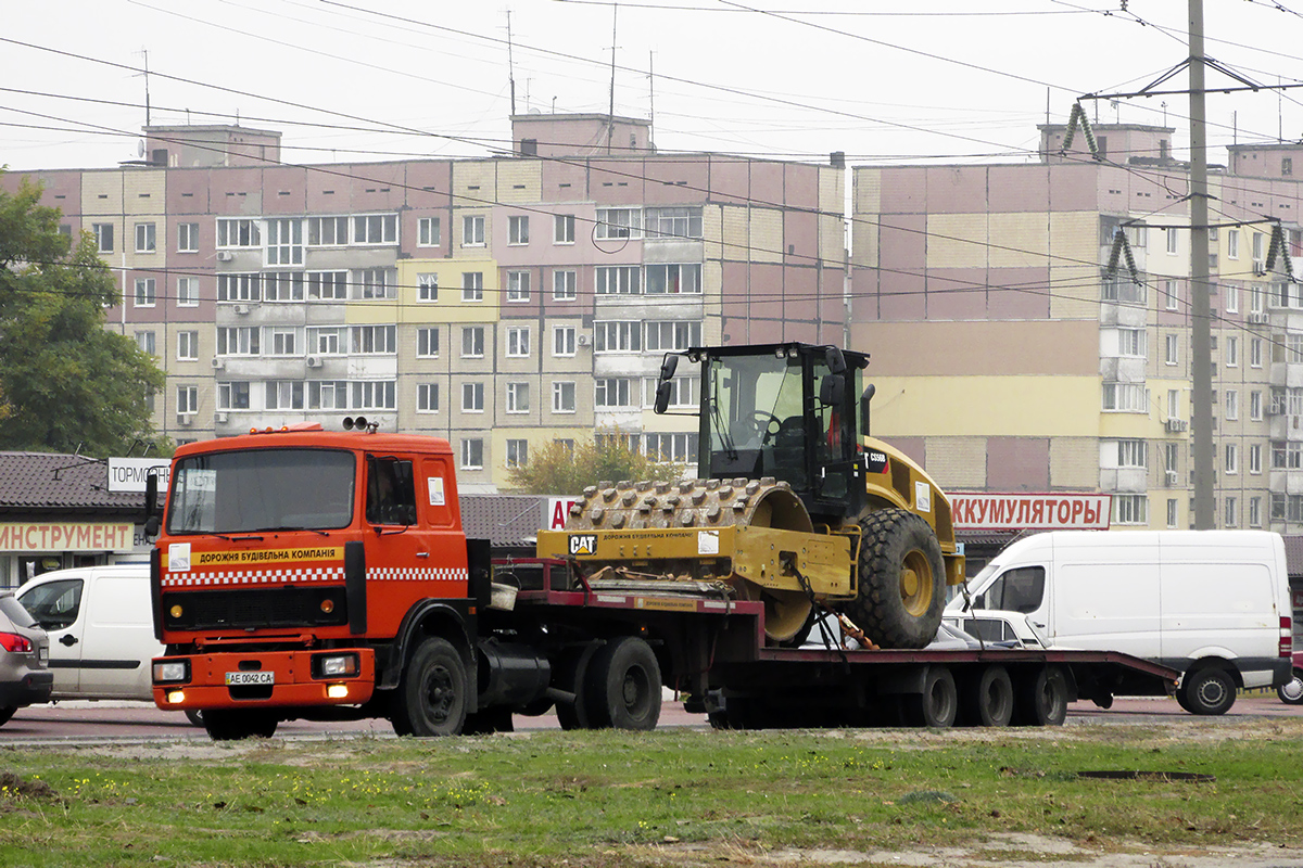 Днепропетровская область, № АЕ 0042 СА — МАЗ-54323