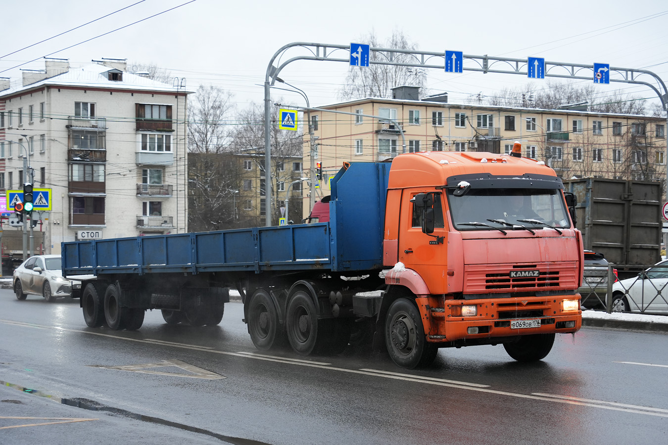Санкт-Петербург, № В 069 ОВ 178 — КамАЗ-6460-63