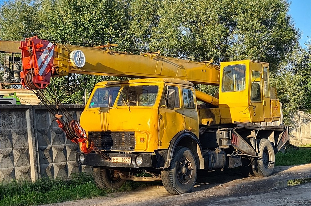 Витебская область, № ВЕ 1607 — МАЗ-5334