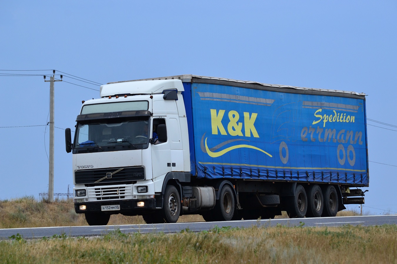 Курганская область, № А 152 ММ 45 — Volvo ('1993) FH12.420