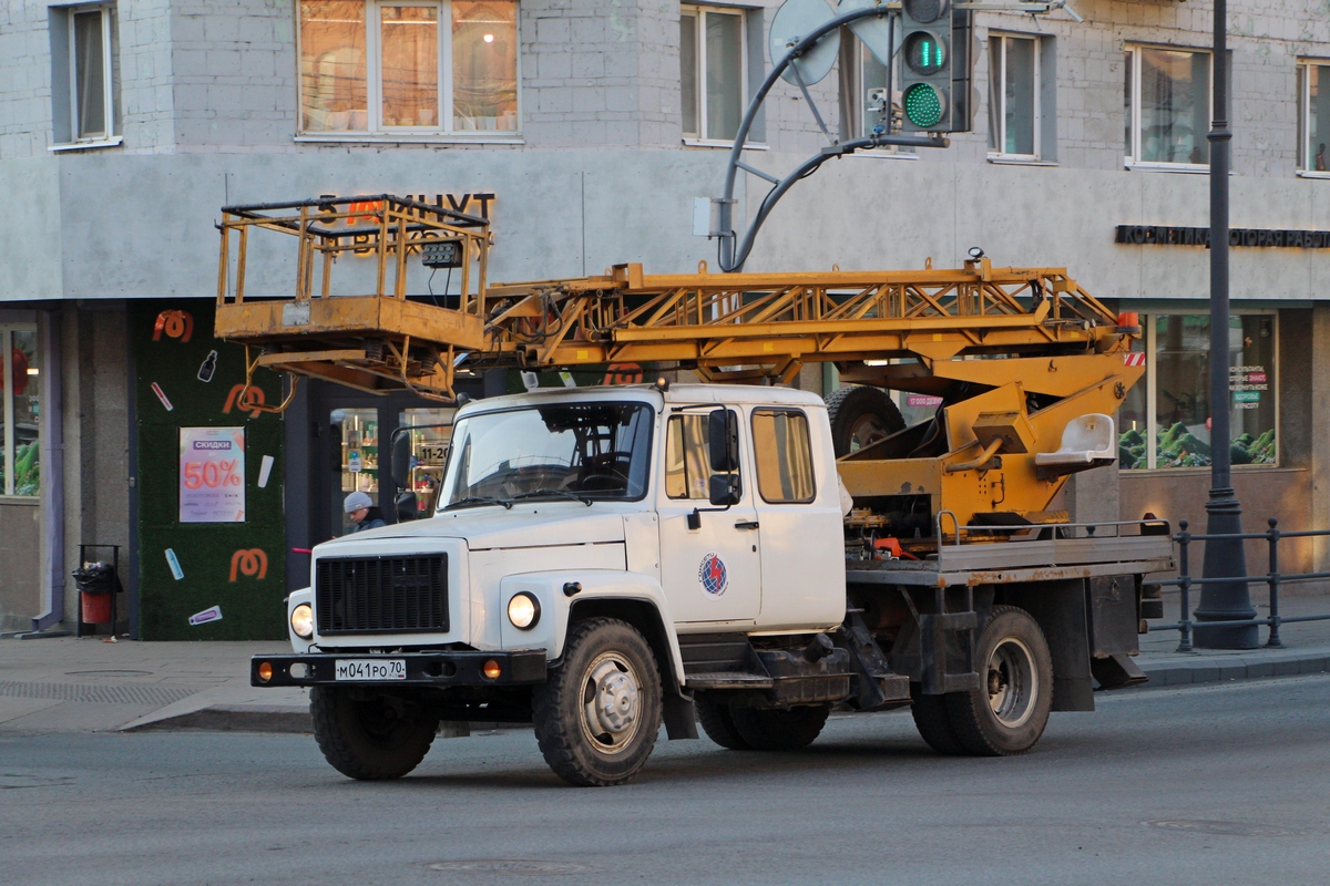 Томская область, № М 041 РО 70 — ГАЗ-3309