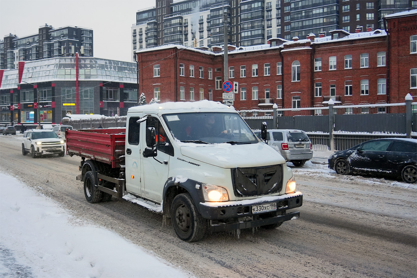 Санкт-Петербург, № К 330 ХС 198 — ГАЗ-C42R33