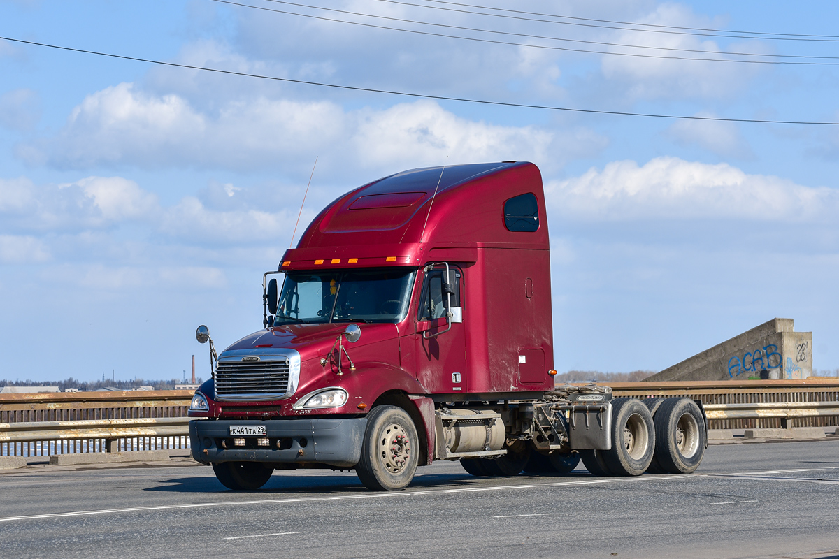 Архангельская область, № К 441 ТА 29 — Freightliner Columbia
