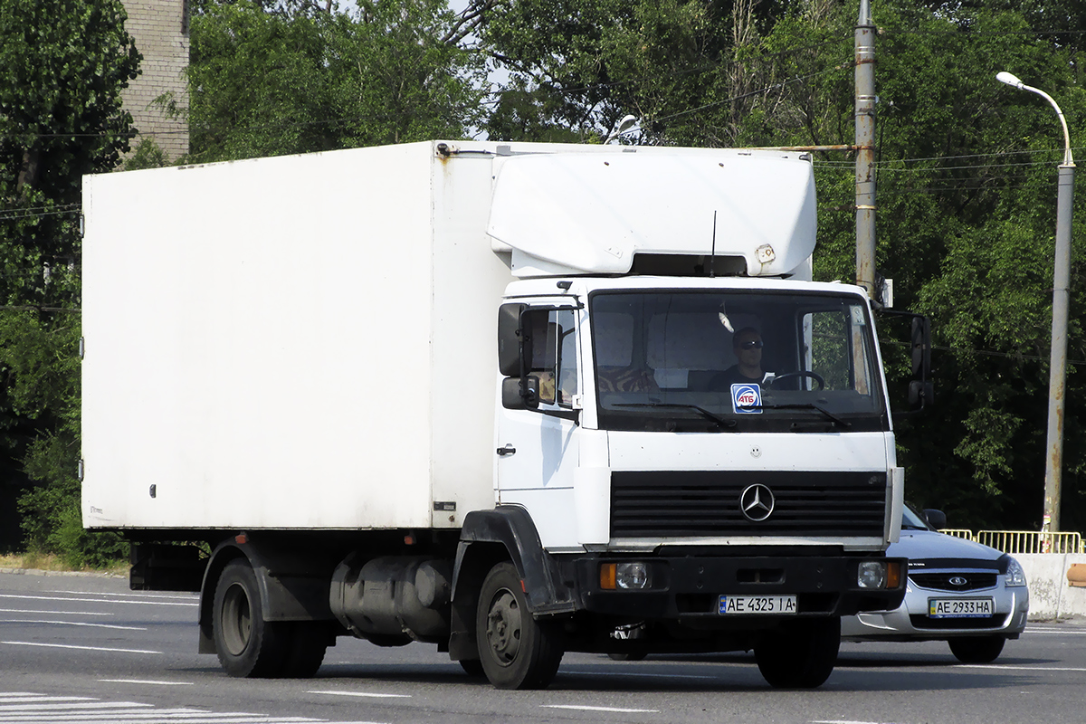 Днепропетровская область, № АЕ 4325 ІА — Mercedes-Benz LK 814