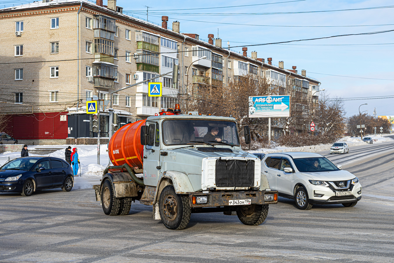 Свердловская область, № Р 343 ОН 196 — ЗИЛ-433360