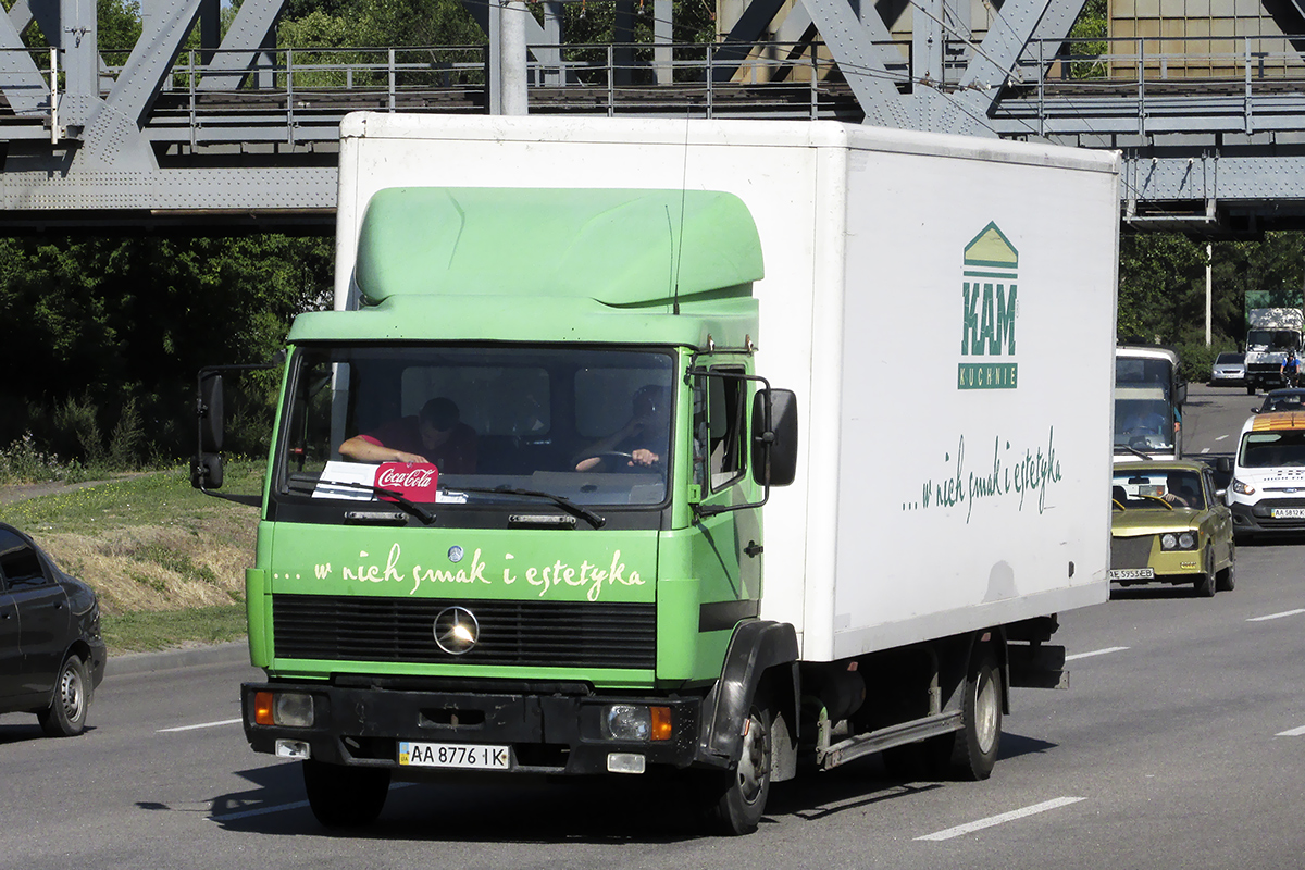 Киев, № АА 8776 ІК — Mercedes-Benz LK 817