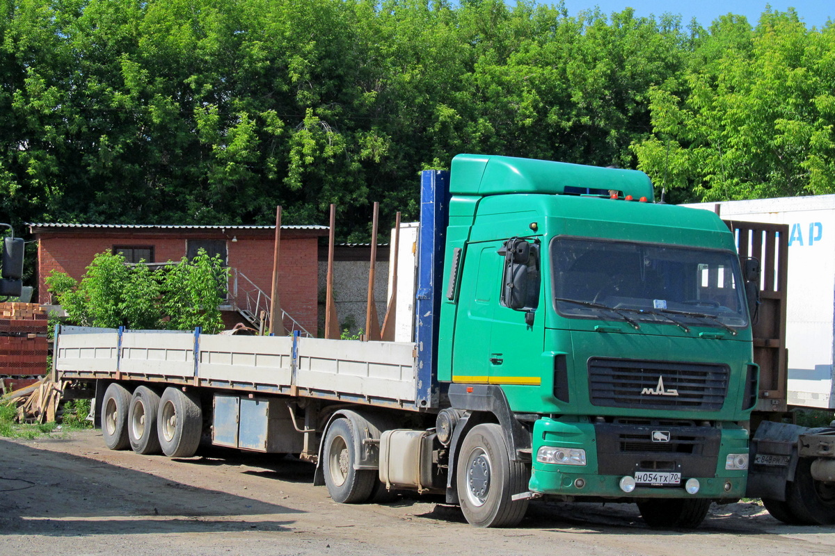 Томская область, № Н 054 ТХ 70 — МАЗ-5440A9