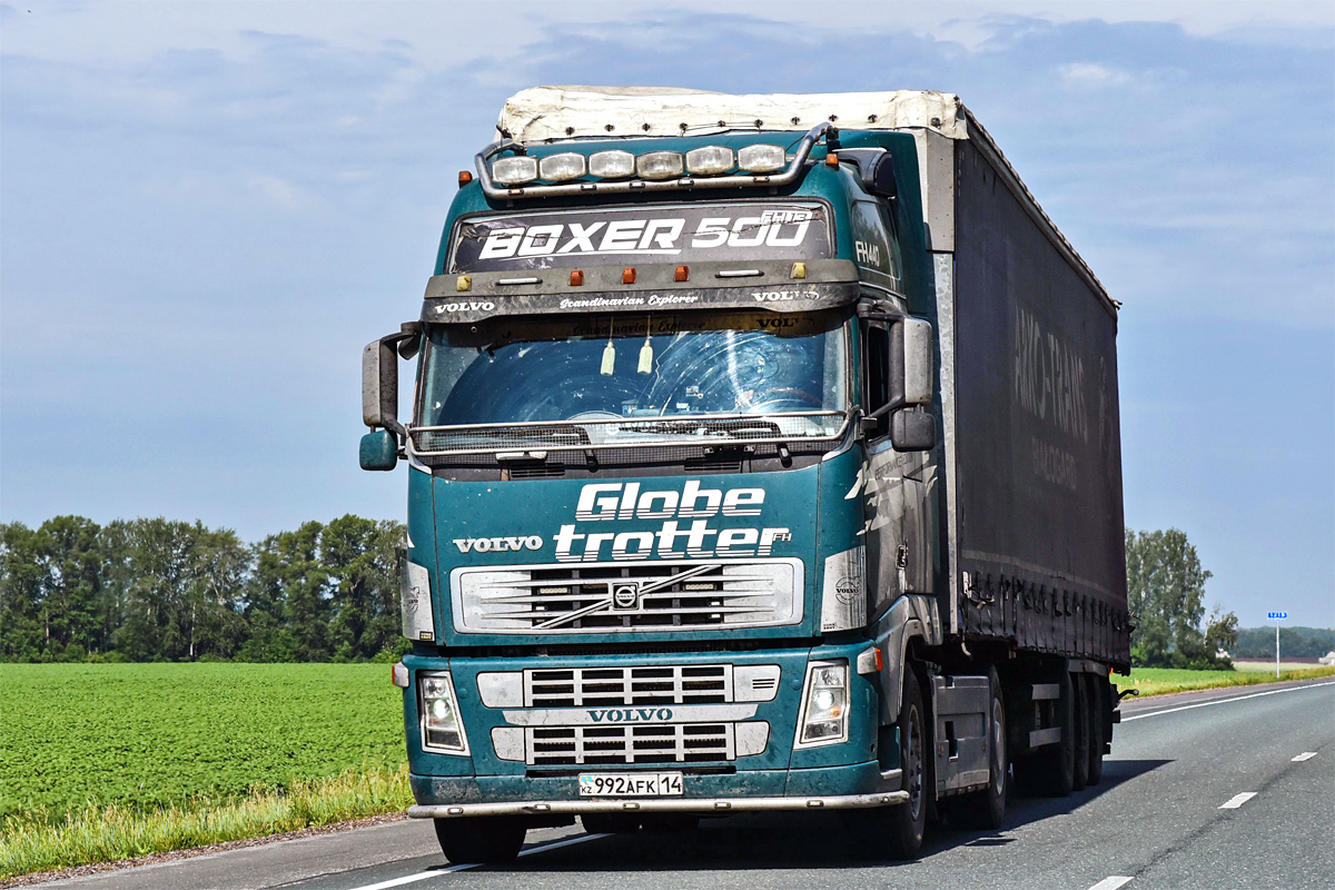 Павлодарская область, № 992 AFK 14 — Volvo ('2002) FH12.440