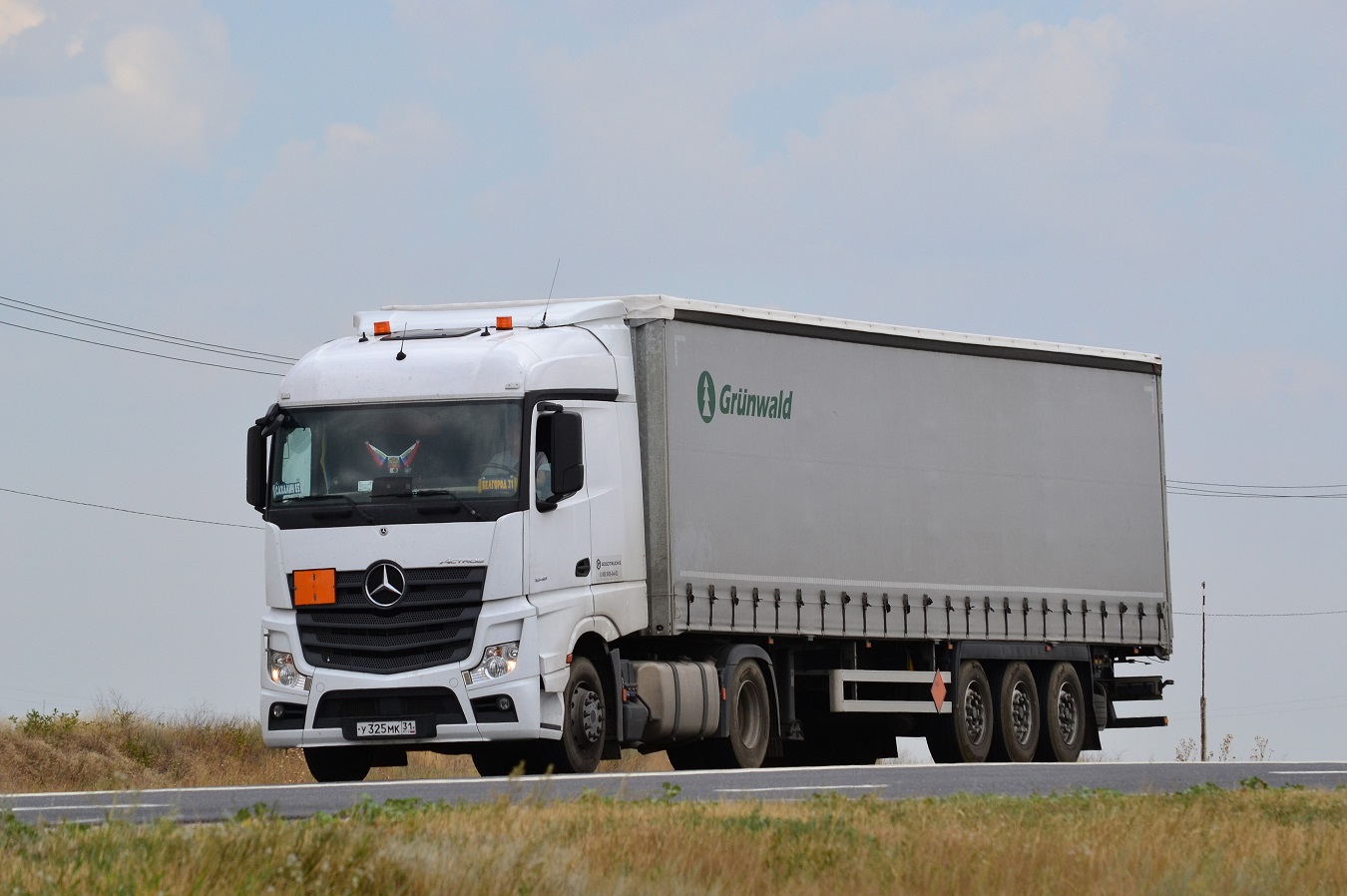 Белгородская область, № У 325 МК 31 — Mercedes-Benz Actros ('2022) [LRD]