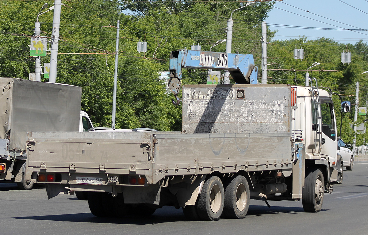 Челябинская область, № Т 054 МС 174 — Isuzu Forward (общая модель)