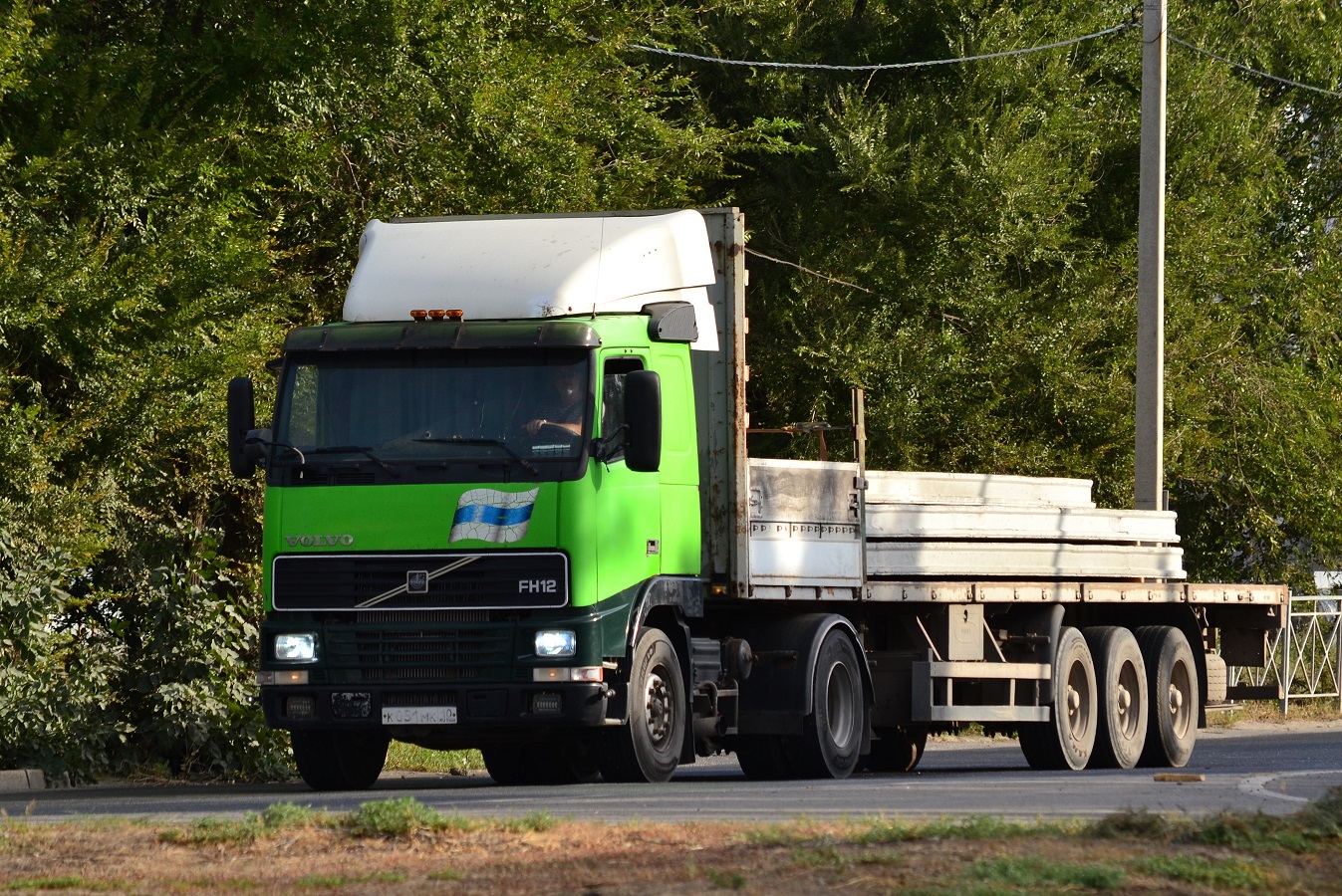 Карелия, № К 051 МК 10 — Volvo ('1993) FH-Series