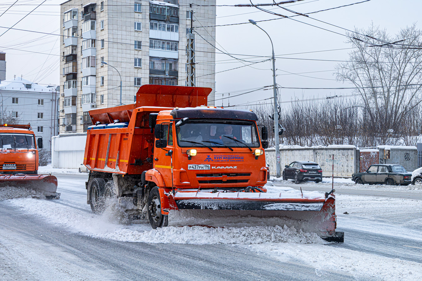 Свердловская область, № Р 437 РН 196 — КамАЗ-65115-A5(48)