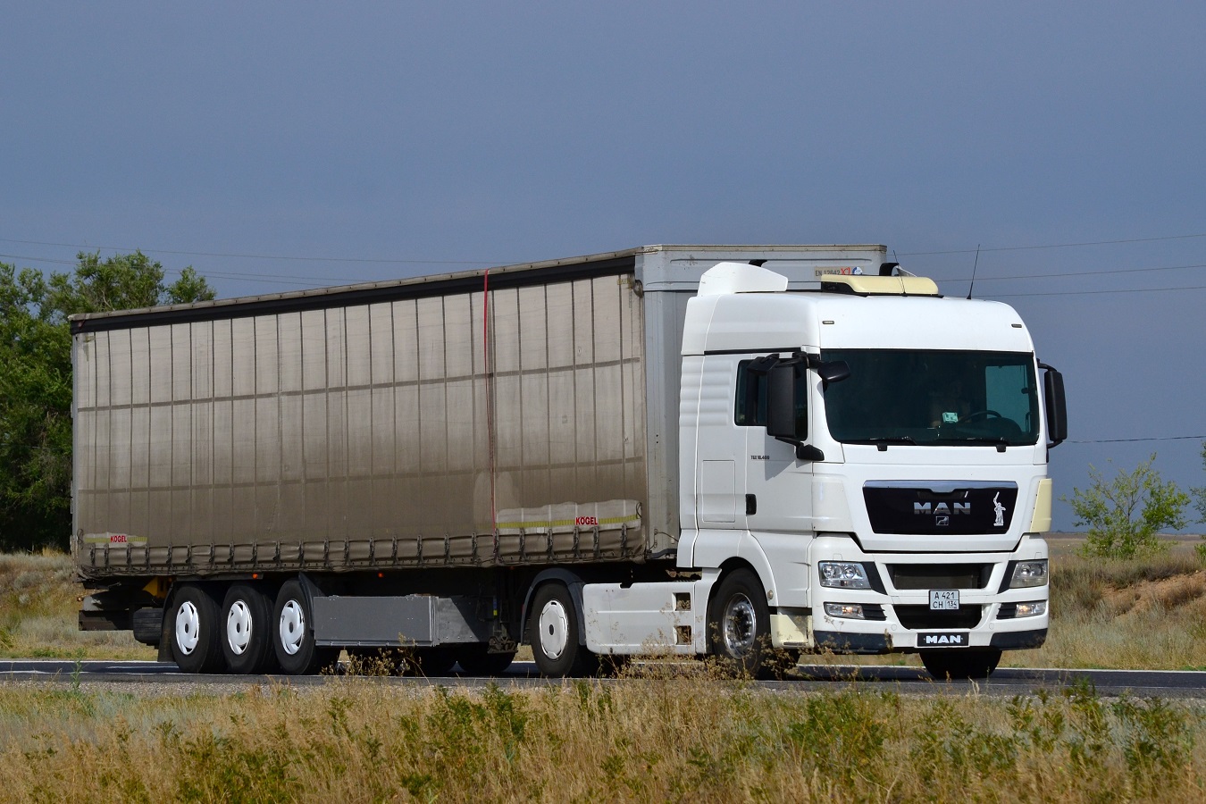 Волгоградская область, № А 421 СН 134 — MAN TGX ('2007) 18.400
