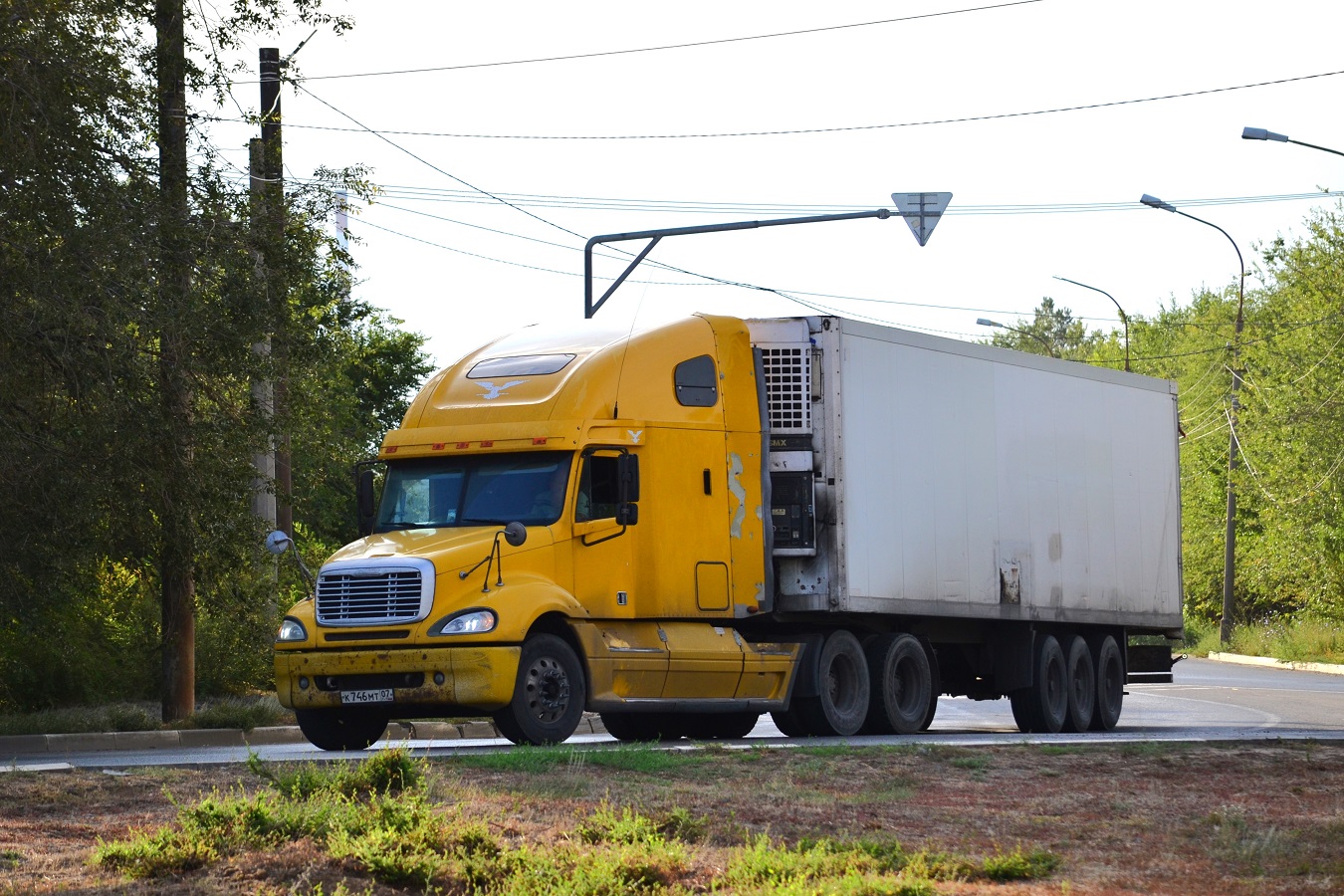 Кабардино-Балкария, № К 746 МТ 07 — Freightliner Columbia
